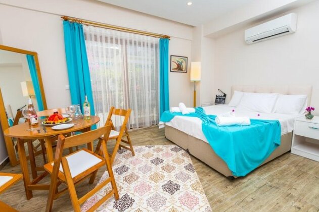Vivid Hotel - Photo5