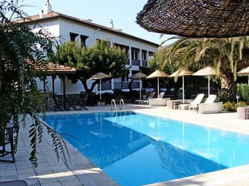 Villa Rhapsody Pension - Photo2