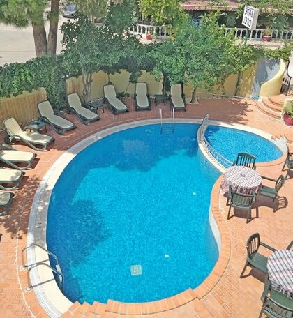 Bade Hotel - Photo2
