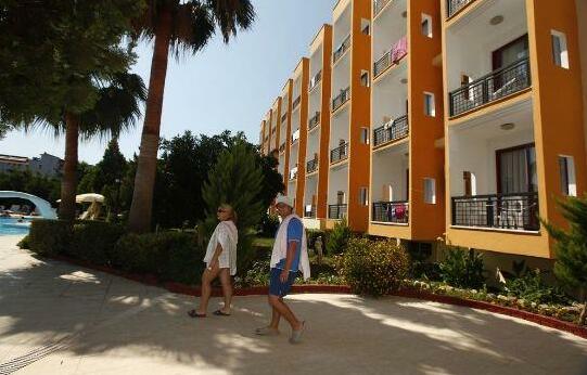 Club Hotel Mira - Photo4
