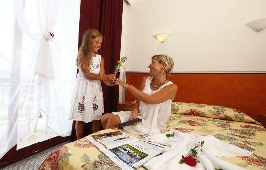 Club Hotel Mira - Photo5