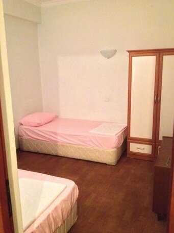 Erol Apart - Photo4