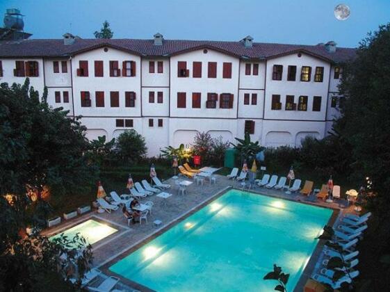 Idyros Hotel - Photo2