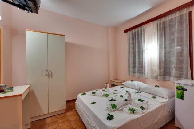 Idyros Hotel - Photo4