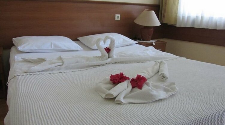 Ipek Hotel Camyuva - Photo4