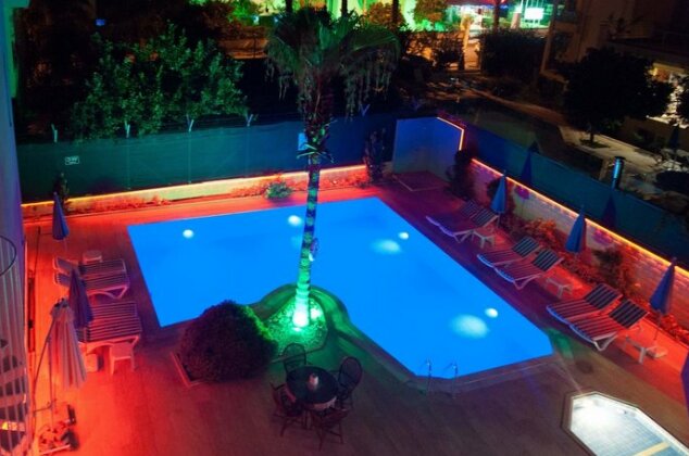 Lanova Hotel - Photo2