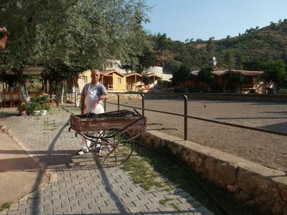 Oranj Ranch Hotel - Photo4