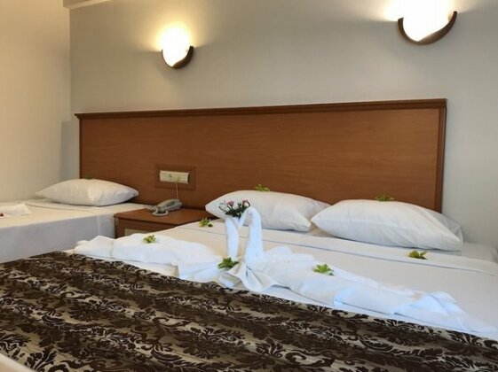 Park Marina Hotel - Photo2