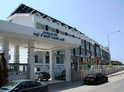 Roxy Resort Hotel & Spa - Photo3