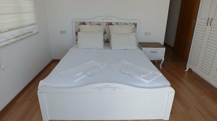 Taurus Residences 2 - Photo4