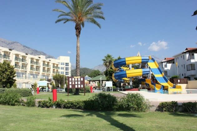 TT Hotels Hydros Club - Photo2