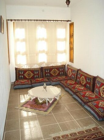 Begonville Villa - Photo5
