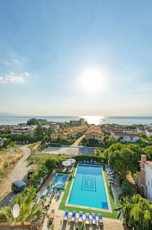 Alibabam Apart Hotel - Photo2