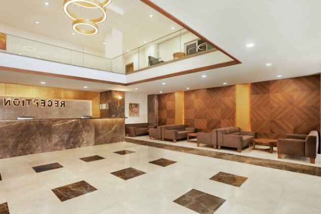 Ramada Hotel & Suites Kusadasi - Photo4