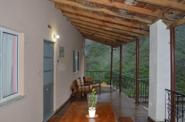 Camer House - Photo2
