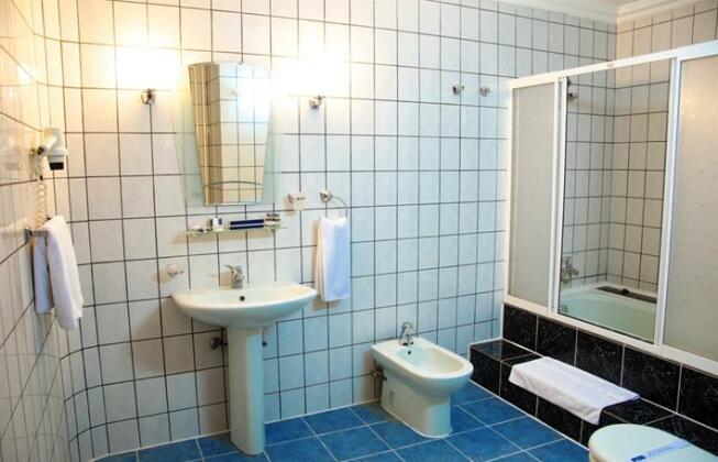 Kircuval Hotel - Photo3