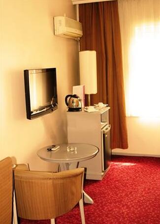 Kircuval Hotel - Photo4