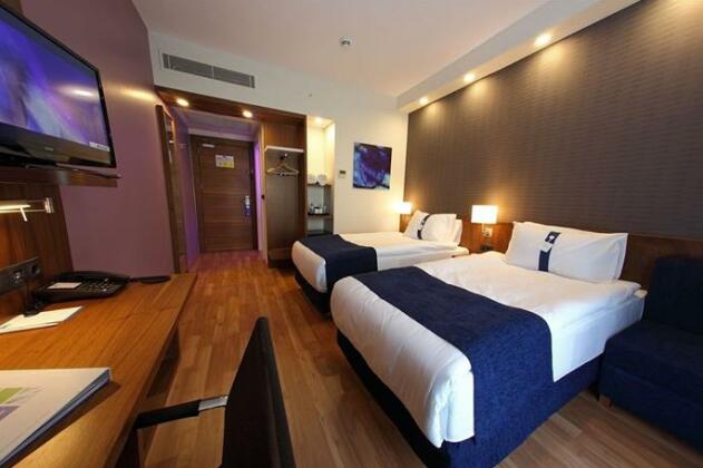 Holiday Inn Express Manisa-West - Photo4
