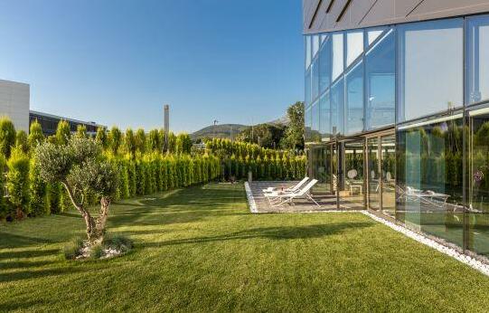 The Fortyfive Business Hotel & Spa - Photo2