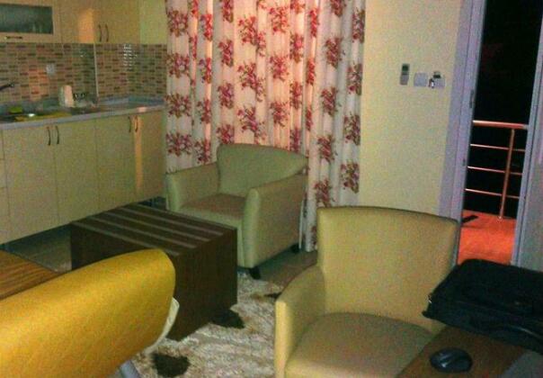 Abroz Apart Hotel - Photo4