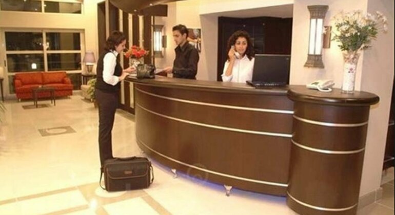 Almena Hotel - Photo2