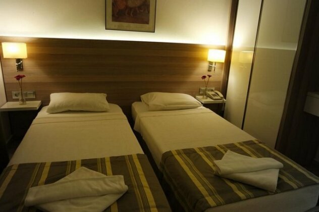 Amphi Apartments - Photo3