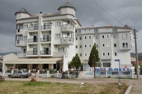 Blue Park Hotel - Photo2
