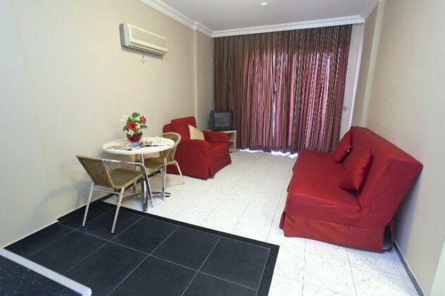 Candan Apart - Photo3