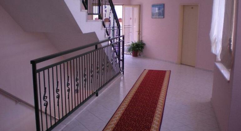 Club Amaris Annex - Photo4