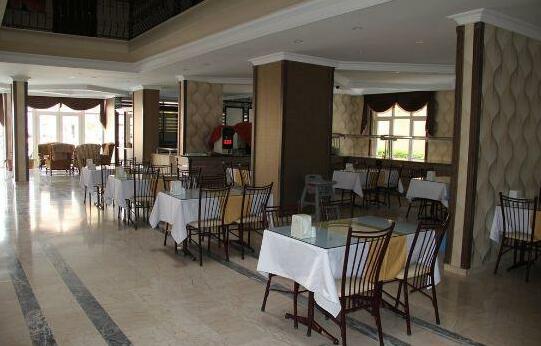 Club Dorado - Photo2