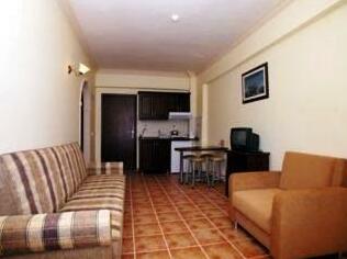 Club Orient Apartments - Photo3