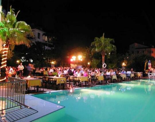 Club Turquoise Apartments - Photo3