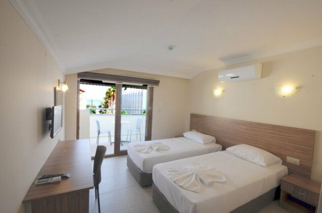 Diana Otel - Photo2