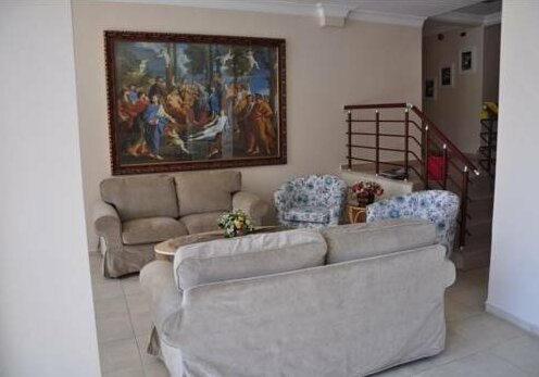 Elegant Hotel - Photo4
