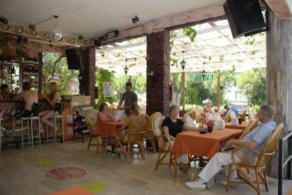 Glory Hotel - Photo3