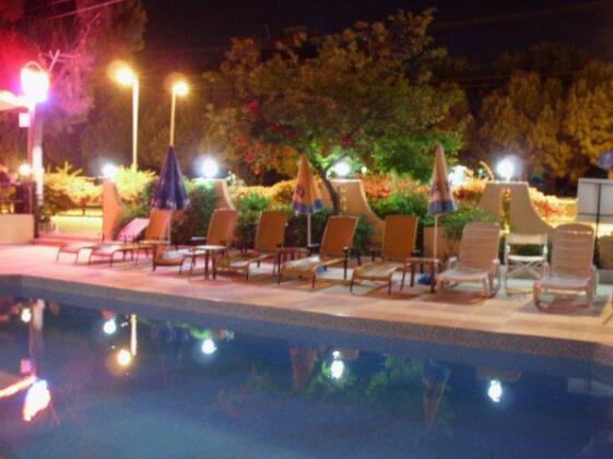 Glory Hotel - Photo4