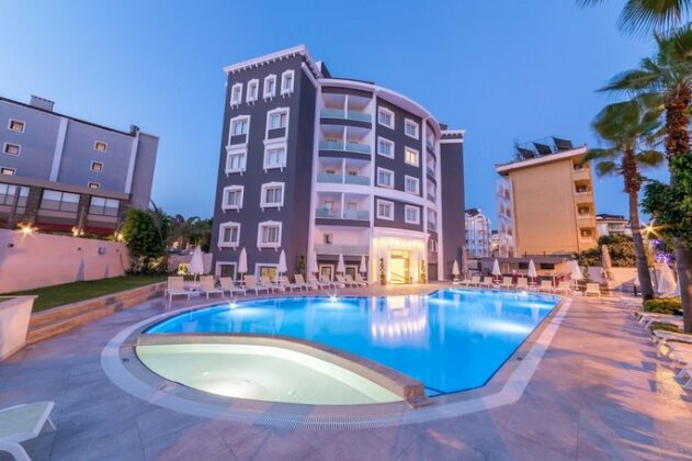 Motto Premium Hotel - Photo2