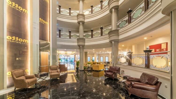 Motto Premium Hotel - Photo3