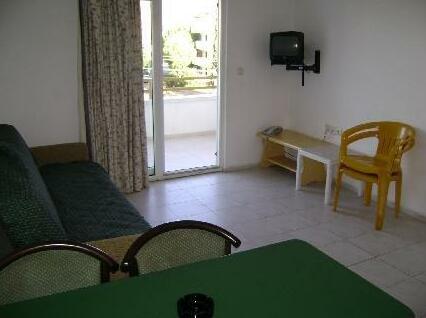 Olive Apartments - Photo4