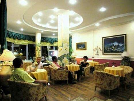 Romance Beach Hotel - Photo4