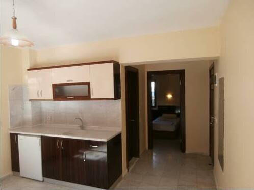 Sun Village Apartments - Photo4