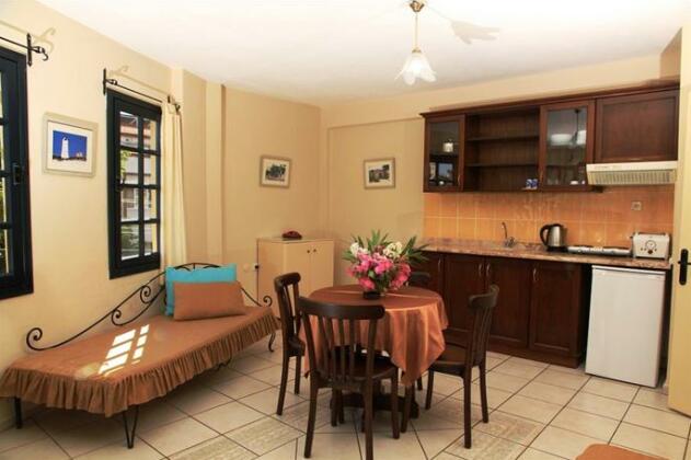 T & G Apartments - Photo3