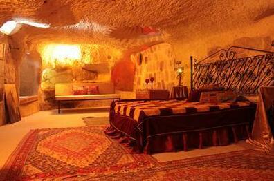 Cave Art Cappadocia - Photo3