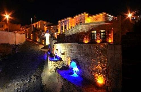 Sinasos Palace Cave Hotel - Photo2