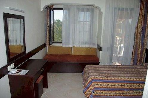 Blue Star Hotel - Photo3