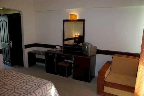 Blue Star Hotel - Photo4