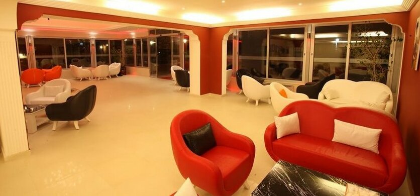 Destina Hotel - Photo2