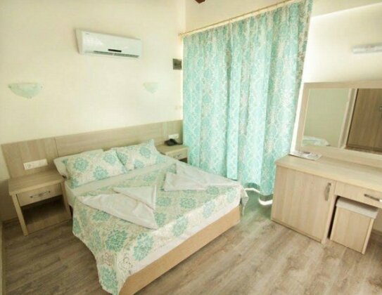 Flora Palm Resort - Photo2
