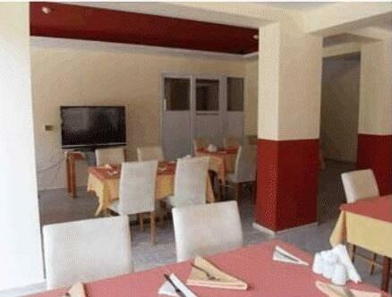 Grove Hotel - Photo3