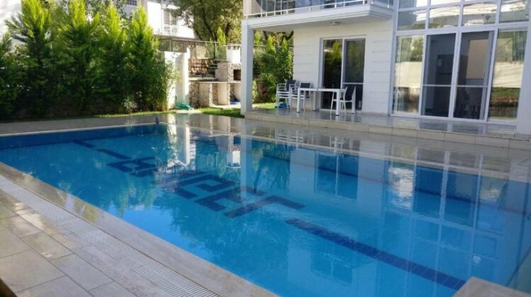 Khan Villa Oludeniz - Photo3
